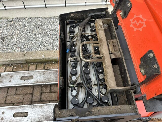 VS-23157 Elektrischer Mitfahr-Gabelhubwagen BT LPE200 BT LPE200