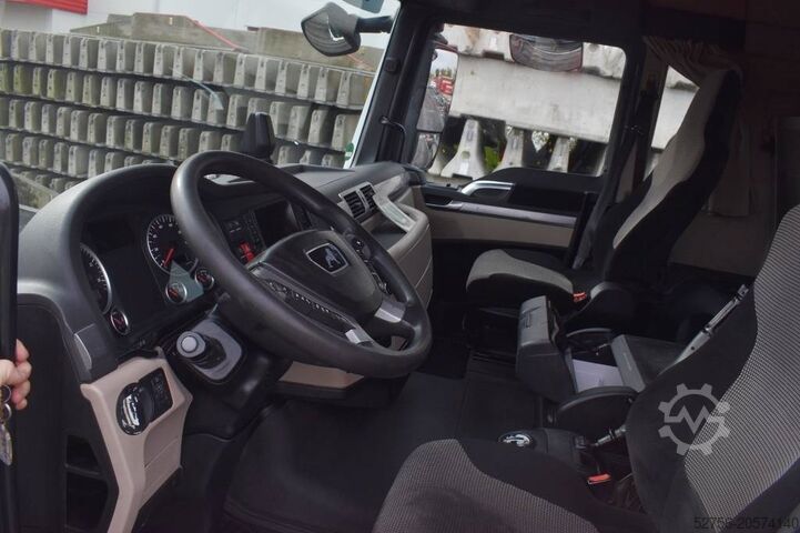 Standard tractor MAN TGX 18.420