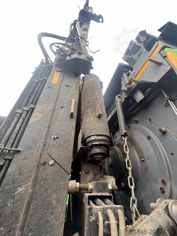 Mobile shredding plant Doppstadt Inventhor Type 6