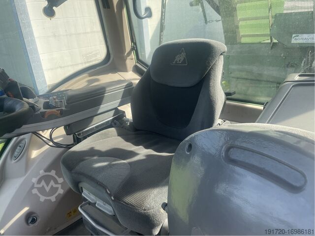 Traktoren (Schlepper) Fendt 828 Vario SCR ProfiPlus