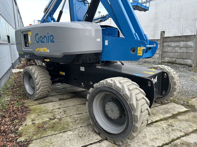 Genie S85XC diesel telescopic boom lift Genie S-85 XC