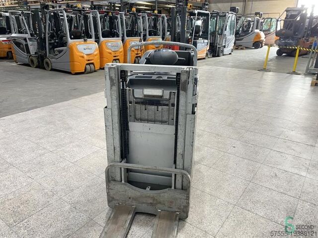 Stacker Still EXD-S20 EXD