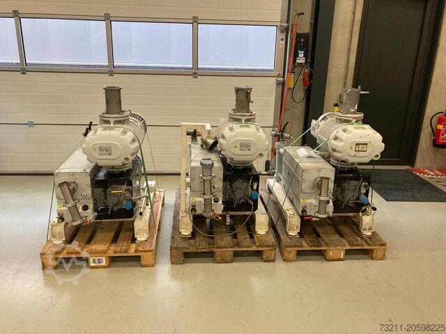 Vacuum pump Leybold SV300 + WS1001