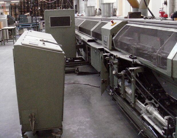 Perfect binder Kolbus KM 470