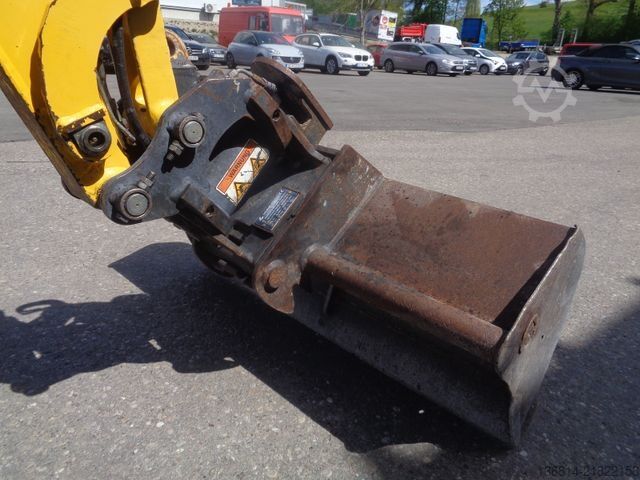 Mini excavator KOMATSU PC16R Powertilt + GL