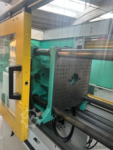 Injection molding machine Arburg 420C 800-250