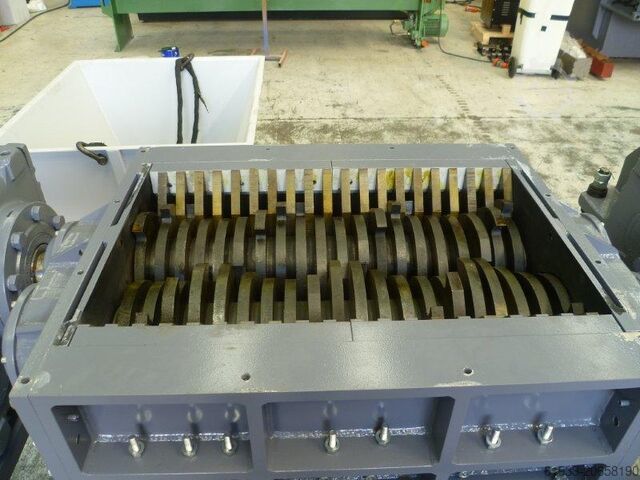 Twin Shaft Shredder Genox M800