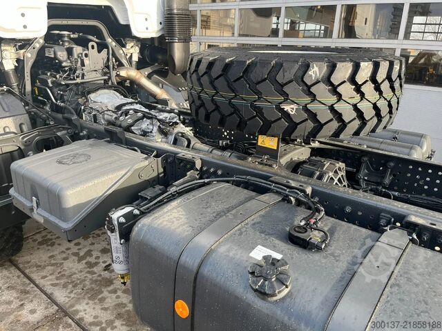 Chassis with cab Mercedes-Benz Arocs 3340 A 6x6 Chassis Cabin