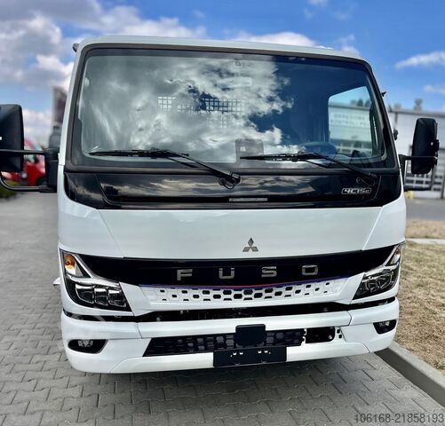 Transporter with flatbed Fuso e Canter 4C15 Pritsche