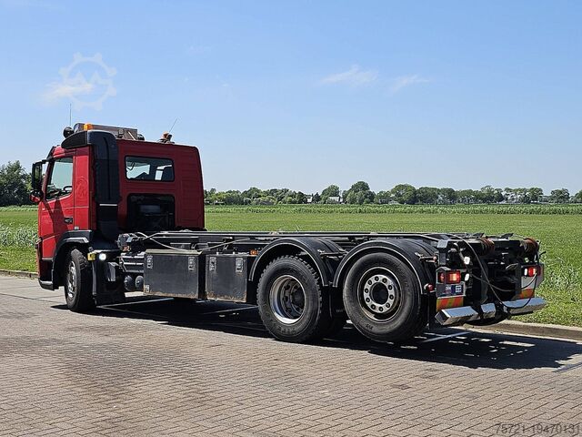Fahrgestell mit Fahrerhaus VOLVO FM 11.330 6X2 MANUAL WB460