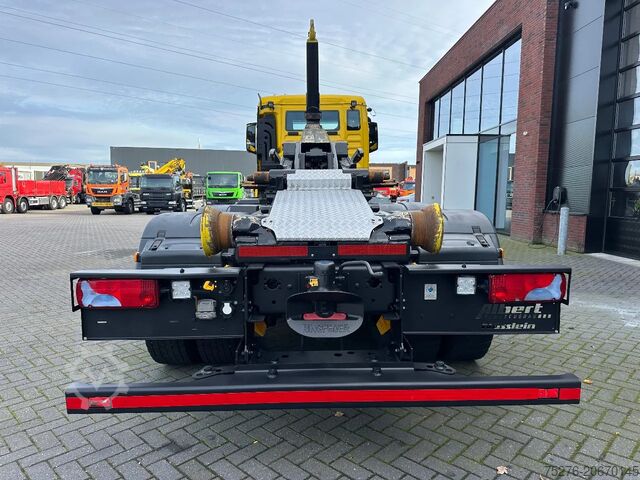 Hook arm system MAN TGS 26.510 BL 6x4 Hooklift Euro 6D Retarder