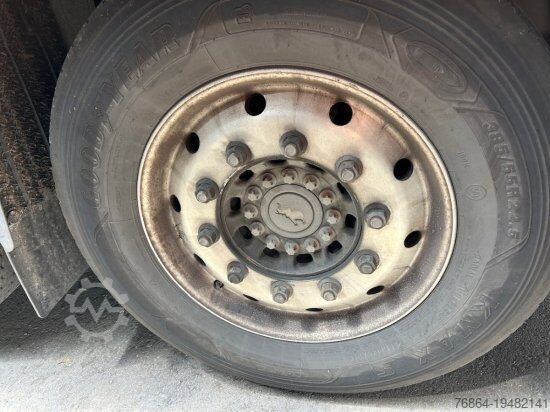 Low loader semitrailer SCHMITZ SCB S3B SKO24, KüHLAUFLIEGER, TK SLXE 400,  LIFTACHSE, FLEISCHBAHNEN