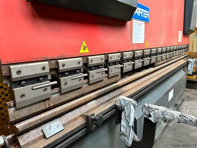 Hydraulische Presse Carter WC67K-125/4000