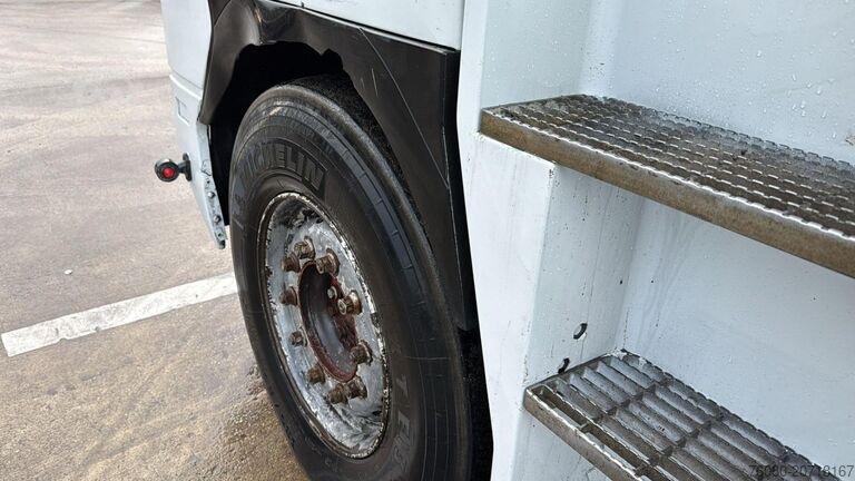 Standard-SZM Renault Magnum 470 (POMPE MANUELLE / MANUAL PUMP / BOIT...