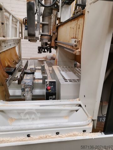 CNC-Bearbeitungszentrum SCM Record 132 TVN