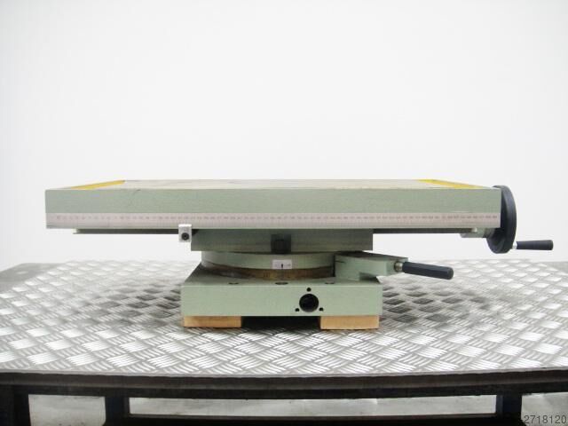 Coordinate table - pivotable BAZUS  TP