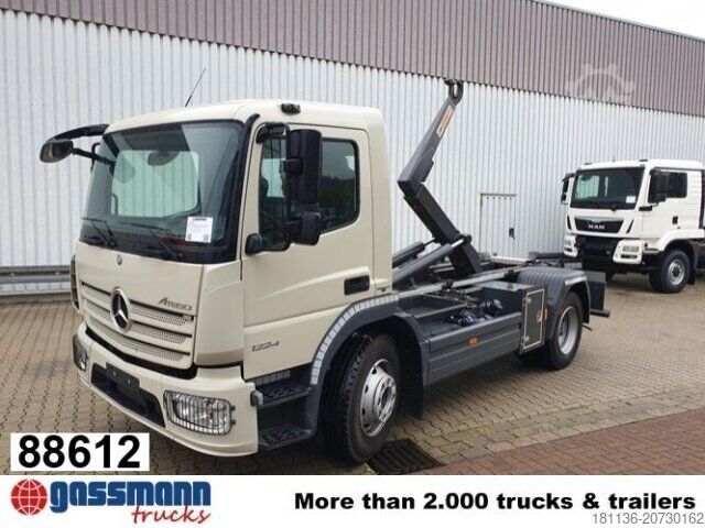 Abrollkipper Mercedes-Benz Atego 1224 K 4x2
