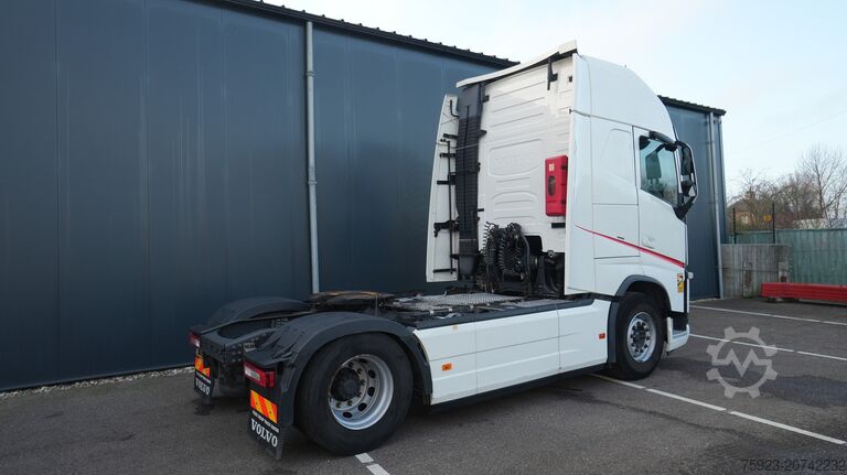 Standard-SZM Volvo FH 460 EURO 6 GLOBETROTTER 741.100KM