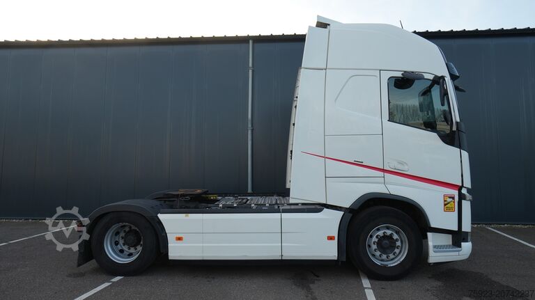 Standard-SZM Volvo FH 460 EURO 6 GLOBETROTTER 690.000KM