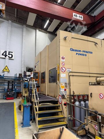 CNC - Zahnradschleifmaschine GLEASON - PFAUTER P 2400 G