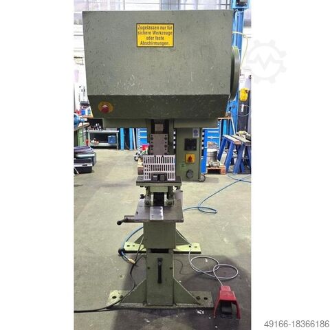 Taumel- und Nietmaschine EDEL Stanzall 403
