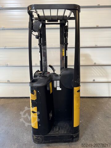 Hochhubwagen Caterpillar NSR12N