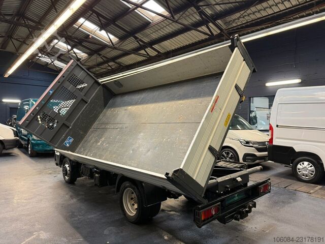 Dreiseitenkipper NISSAN NT400 3,0l Cabstar 3 Seiten Kipper AC AHK 3,5T
