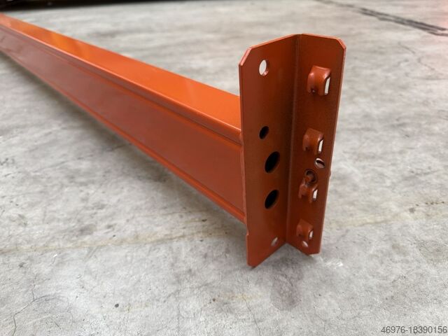 High-bay warehouse Pallet rack traverse Mecalux lichte Weite: 1.825 mm Traversentyp: TB-S 100