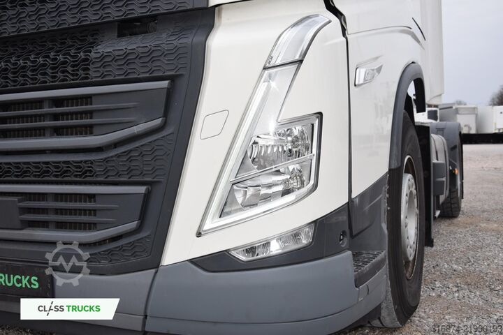 Standard tractor unit VOLVO FH 500 Globetrotter XL I-ParkCool ACC