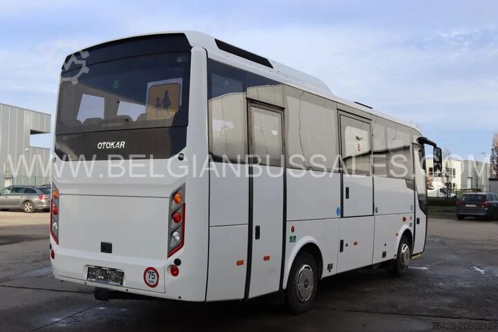Minibus Otokar Navigo U / 7.8m / Airco / Lift / Manual