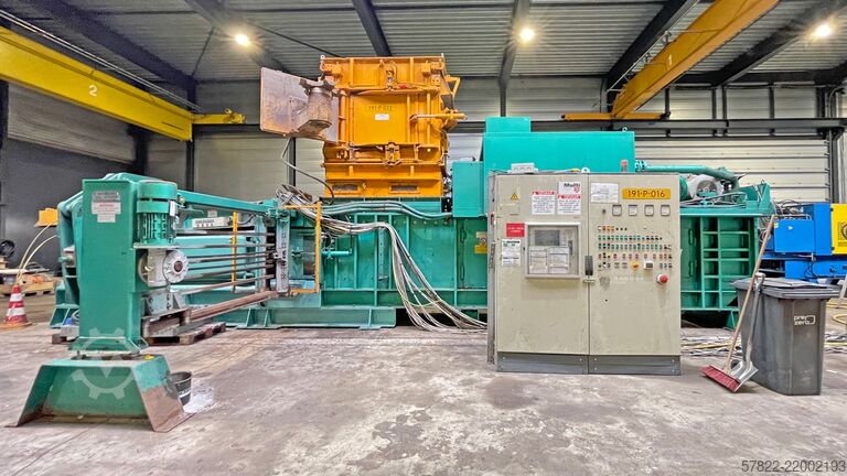 Horizontal baling press 200 t pressforce MACPRESSE 112