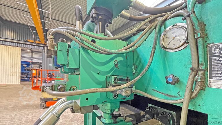 Horizontal baling press 200 t pressforce MACPRESSE 112