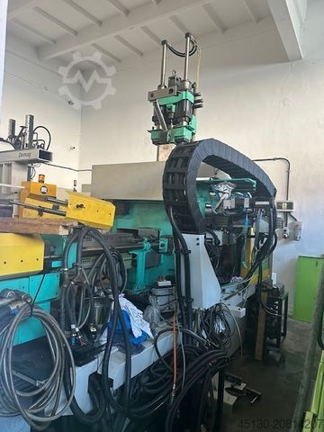 Spritzgießmaschine Arburg 570C 2000-350/150