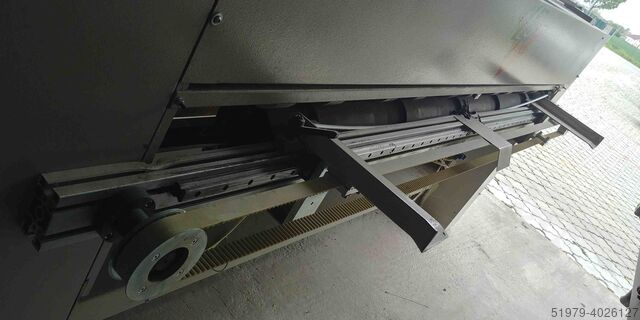 CNC Scheidungmaschine fuer Karton LCR Bologna Tipo Impianto