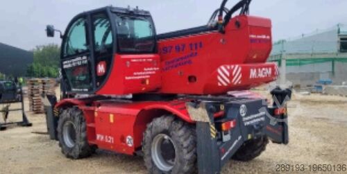 Telescopic arm forklift MAGNI RTH 5.21 Smart