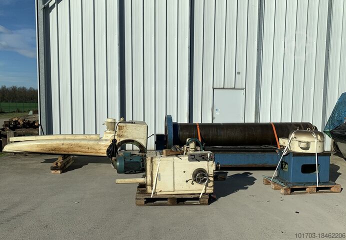 Radial Drilling Machine GSP 49S22