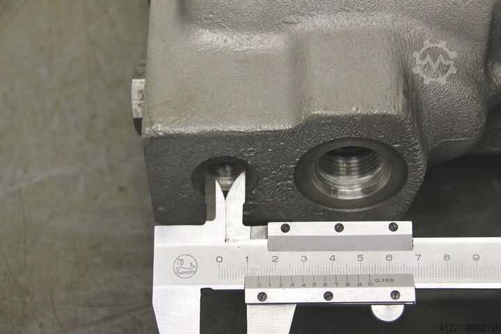 Hydraulic pump unbekannt 978 7311-7418  1430 2