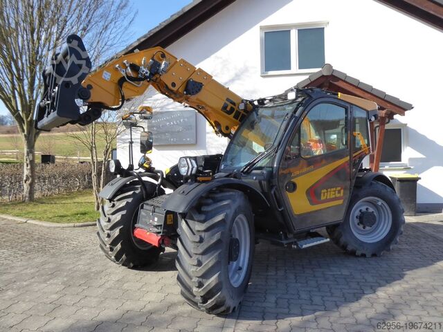 Telehandler / Telescope Forklift Dieci Agri Farmer 32.9 GD Zugmaschine Vorführgerät