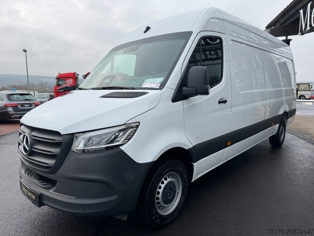 High top van MERCEDES-BENZ Sprinter 319 CDI 4325 Klima Kamera LED