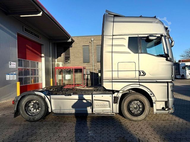 Standard SZM MAN TGX 18.510 Top Ausstattung Schubboden Hydraulik