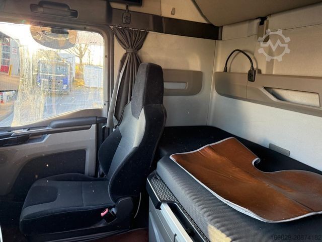 Standard SZM MAN TGX 18.510 Top Ausstattung Schubboden Hydraulik