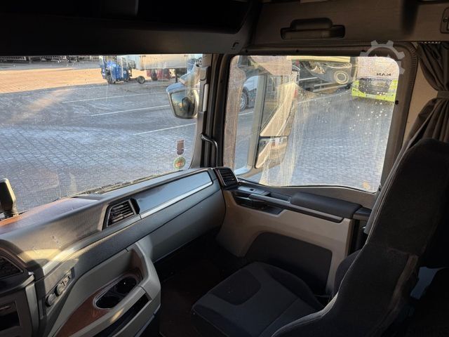 Standard SZM MAN TGX 18.510 Top Ausstattung Schubboden Hydraulik