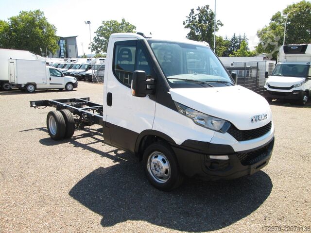 Van chassis IVECO 35 C13*Fahrgestell*