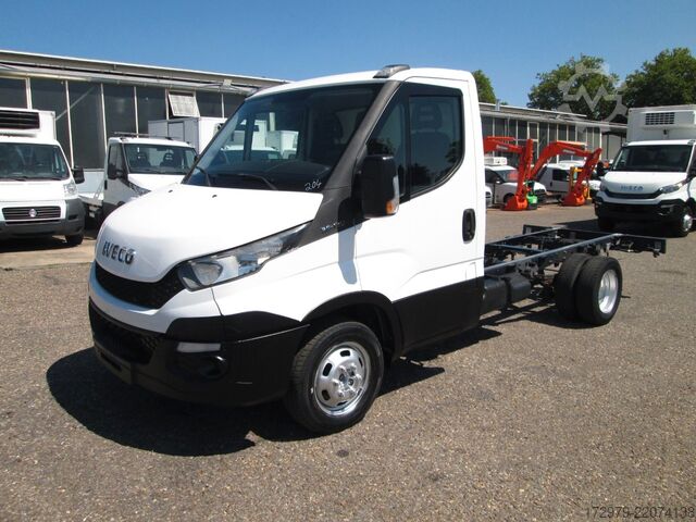 Van chassis IVECO 35 C13*Fahrgestell*