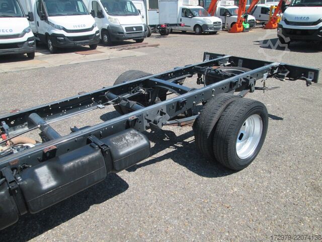 Van chassis IVECO 35 C13*Fahrgestell*