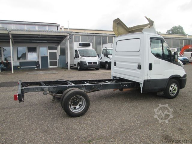 Van chassis IVECO 35 C14*Fahrgestell*
