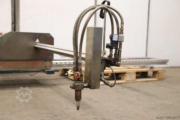 Flame cutting machine ESAB Crossbow