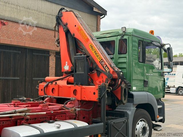 Roll-off tipper truck MAN TGA 26.320 Kran PK16502 Funk Greiferhydraulik