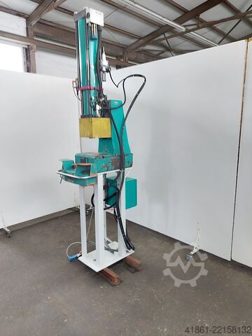 Pneumatic press TOX MC 090