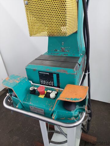 Pneumatic press TOX MC 090